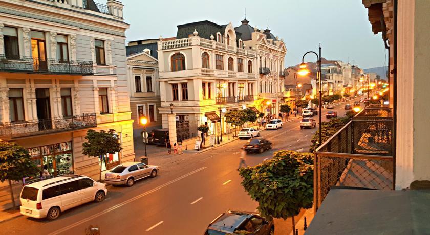Comfortable Flat In Central Тбілісі Номер фото