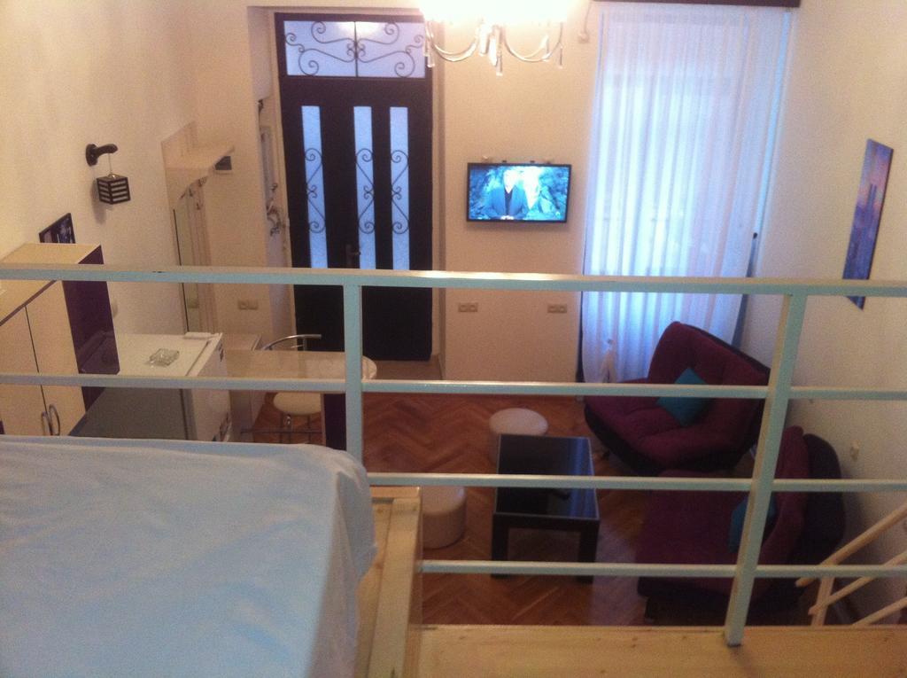 Comfortable Flat In Central Тбілісі Номер фото