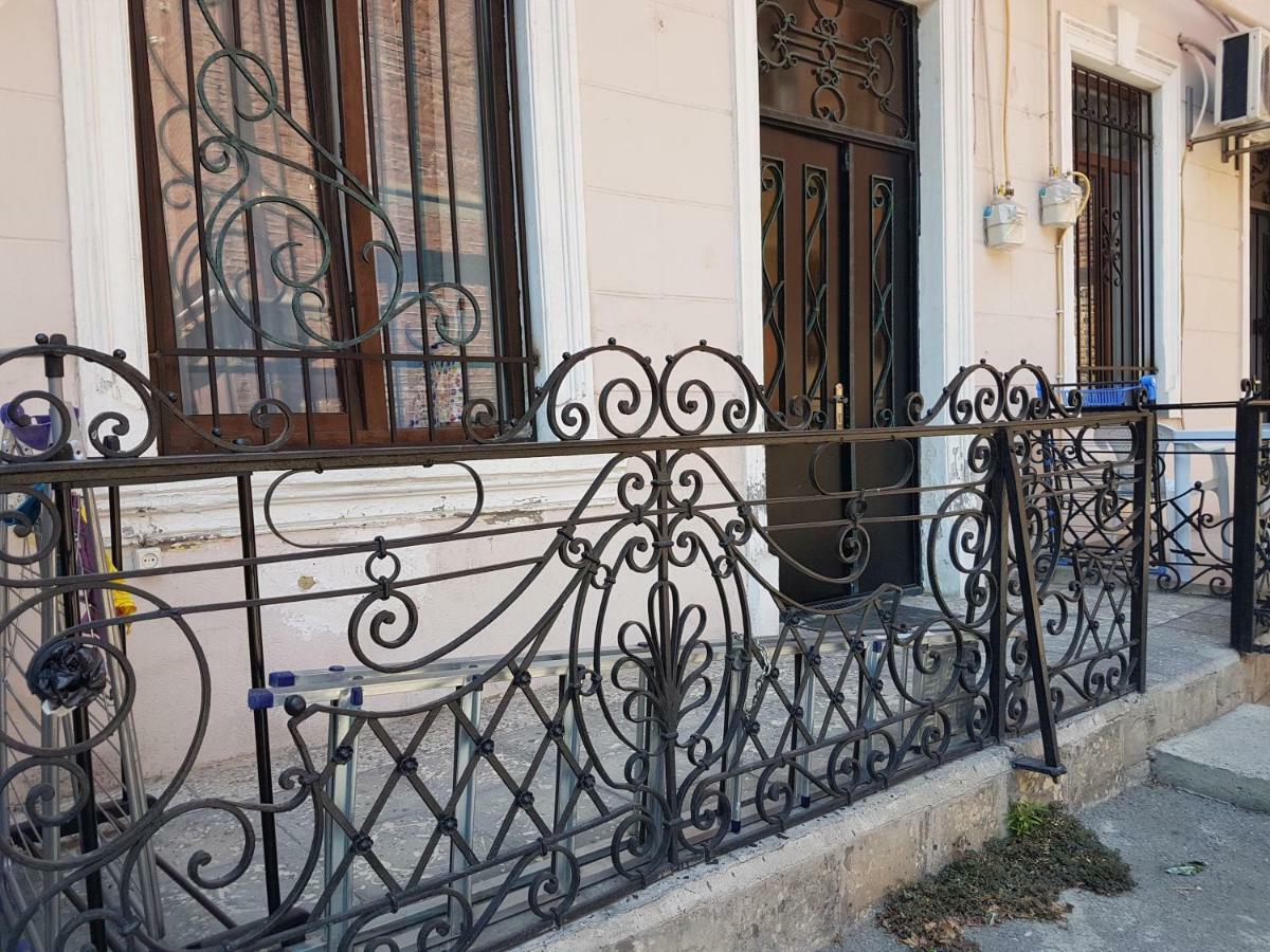 Comfortable Flat In Central Тбілісі Екстер'єр фото